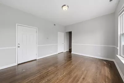 7843 S Burnham Avenue, Chicago, IL 60649 - Photo 12