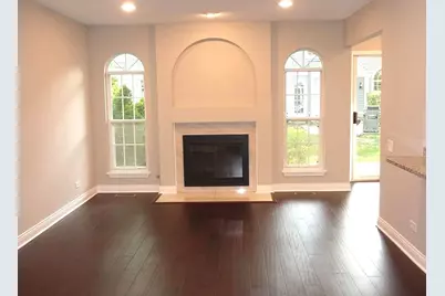 1585 Regan Court, Hoffman Estates, IL 60192 - Photo 6