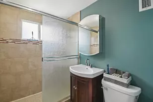 674 St Marys Pkwy, Buffalo Grove, IL 60089 - Photo 22