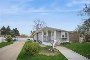 883 Buffalo Ave, Calumet City, IL 60409 - Photo 1