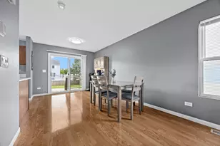 1802 Blue Ridge Dr, Plainfield, IL 60586 - Photo 8