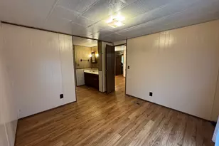 112 E 6th St, Staunton, IL 62088 - Photo 18