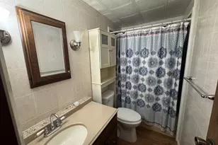 112 E 6th St, Staunton, IL 62088 - Photo 12
