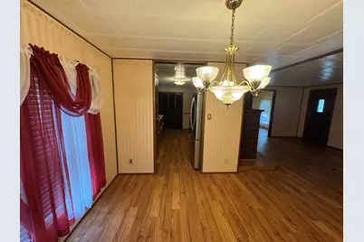 112 E 6th Street, Staunton, IL 62088 - Photo 8