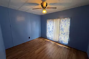112 E 6th St, Staunton, IL 62088 - Photo 14
