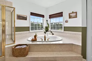 5N915 Baker Hill Ct, Saint Charles, IL 60175 - Photo 52