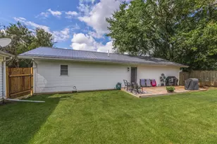 403 E Pease St, Heyworth, IL 61745 - Photo 38