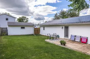 403 E Pease St, Heyworth, IL 61745 - Photo 36