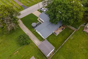 403 E Pease St, Heyworth, IL 61745 - Photo 44