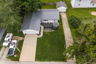 403 E Pease St, Heyworth, IL 61745 - Photo 42