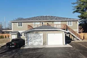 5 S Virginia Rd, Crystal Lake, IL 60014 - Photo 2
