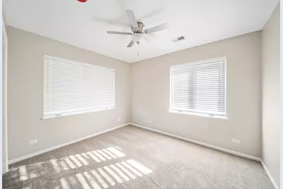 5 S Virginia Road #8, Crystal Lake, IL 60014 - Photo 10