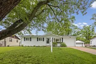 309 Willow Rd, Wauconda, IL 60084 - Photo 1