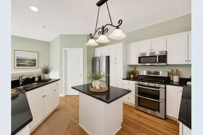 545 Harlowe Lane, Naperville, IL 60565 - Photo 2