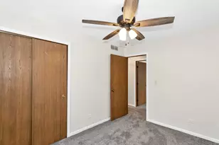 708 Michigan Ave Ave, South Elgin, IL 60177 - Photo 10
