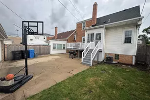 7801 W Victoria St, Chicago, IL 60631 - Photo 4