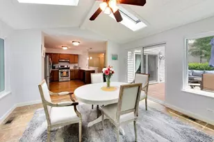 580 Sycamore Cir, Wauconda, IL 60084 - Photo 10