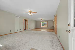 [Address not provided], Gibson City, IL 60936 - Photo 10