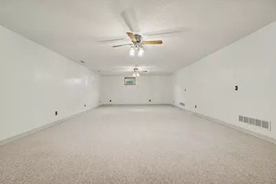 [Address not provided], Gibson City, IL 60936 - Photo 30