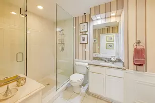 1016 W Madison St, Chicago, IL 60607 - Photo 40