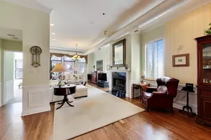 1016 W Madison St, Chicago, IL 60607 - Photo 12