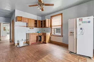 6734 S Maplewood Ave, Chicago, IL 60629 - Photo 8