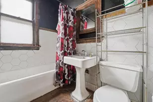 6734 S Maplewood Ave, Chicago, IL 60629 - Photo 12