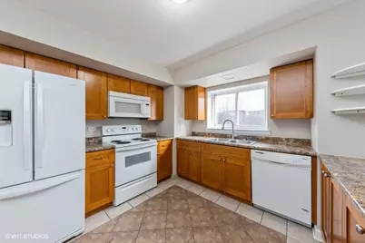829 S Dwyer Avenue #D, Arlington Heights, IL 60005 - Photo 4