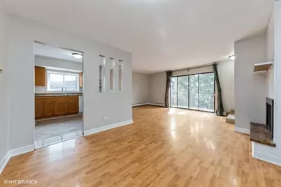 829 S Dwyer Avenue #D, Arlington Heights, IL 60005 - Photo 2