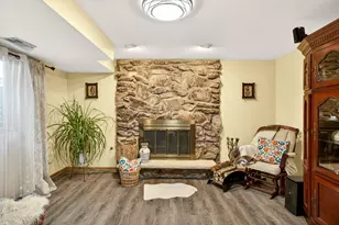 4609 Birchwood Ave, Skokie, IL 60076 - Photo 26