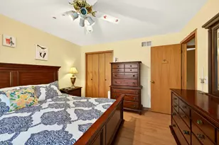 4609 Birchwood Ave, Skokie, IL 60076 - Photo 32