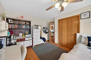 4609 Birchwood Ave, Skokie, IL 60076 - Photo 34