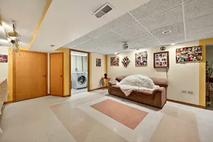 4609 Birchwood Ave, Skokie, IL 60076 - Photo 40
