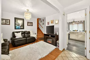 4609 Birchwood Ave, Skokie, IL 60076 - Photo 6