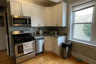 2910 N Albany Ave, Chicago, IL 60618 - Photo 6