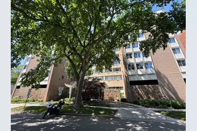 151 N Kenilworth Avenue #4G, Oak Park, IL 60301 - Photo 2