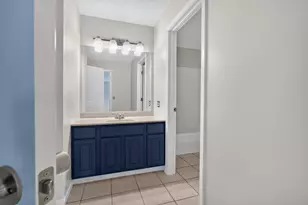 26 Bandecon Way, Bloomington, IL 61704 - Photo 32
