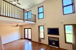 1354 Ridge Dr, Sycamore, IL 60178 - Photo 6