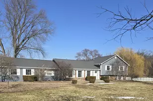 1848 E Marmion Pl, Crete, IL 60417 - Photo 1