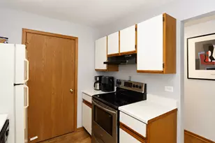 501 Leah Ln, Woodstock, IL 60098 - Photo 12