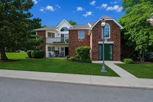 501 Leah Ln, Woodstock, IL 60098 - Photo 2