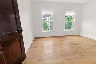 1302 W Rosemont Ave, Chicago, IL 60660 - Photo 10