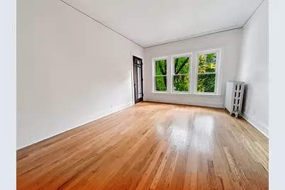 1302 W Rosemont Avenue #2, Chicago, IL 60660 - Photo 2