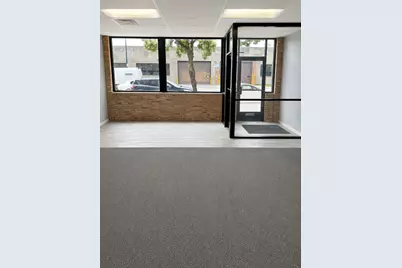4506 W Fullerton Avenue, Chicago, IL 60639 - Photo 2