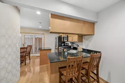 609 South Boulevard #E, Oak Park, IL 60302 - Photo 4
