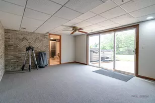 913 Cherokee Ct, Lake Villa, IL 60046 - Photo 28
