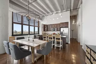 1601 W School St, Chicago, IL 60657 - Photo 4