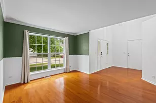 4456 W Lawn Ave, Waukegan, IL 60085 - Photo 4