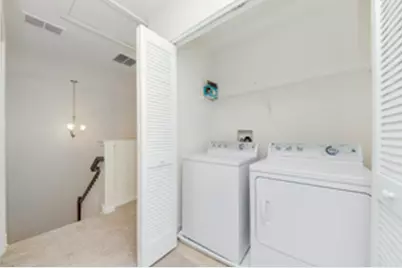 212 Commerce Street E, Aurora, IL 60504 - Photo 14