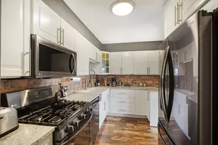 2800 N Lake Shore Dr, Chicago, IL 60657 - Photo 6